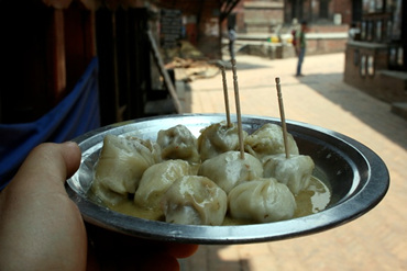 "モモ"食いながらヒマラヤを想うネパールの日々。