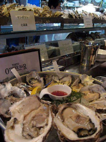 牡蠣の世界を変えた店・東京オイスターバー”胃の中での物語”！